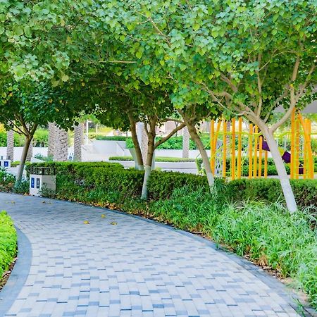Expo Village Serviced Apartments Dubai Eksteriør bilde