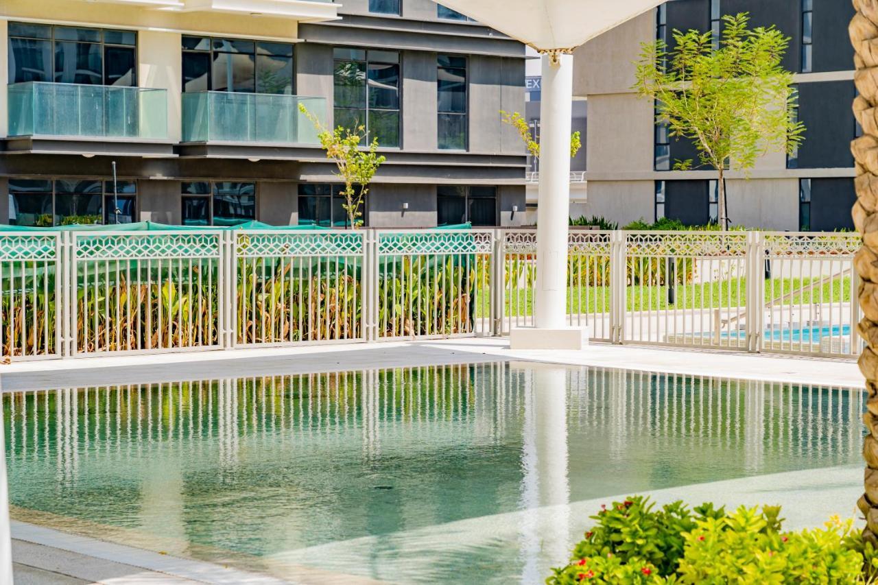 Expo Village Serviced Apartments Dubai Eksteriør bilde