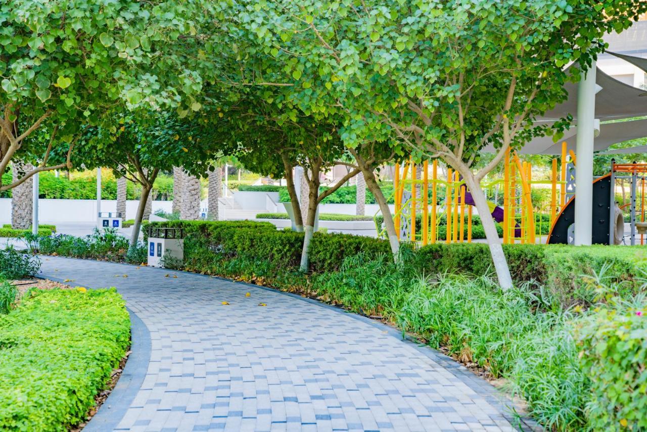 Expo Village Serviced Apartments Dubai Eksteriør bilde